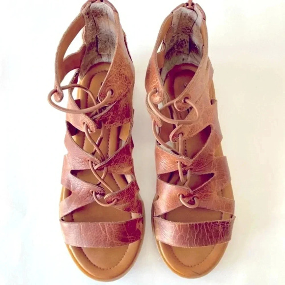 Lucky Brand Leather Centiee Almond Leather Sandal Women’s Size 6.5 - Picture 2 of 7